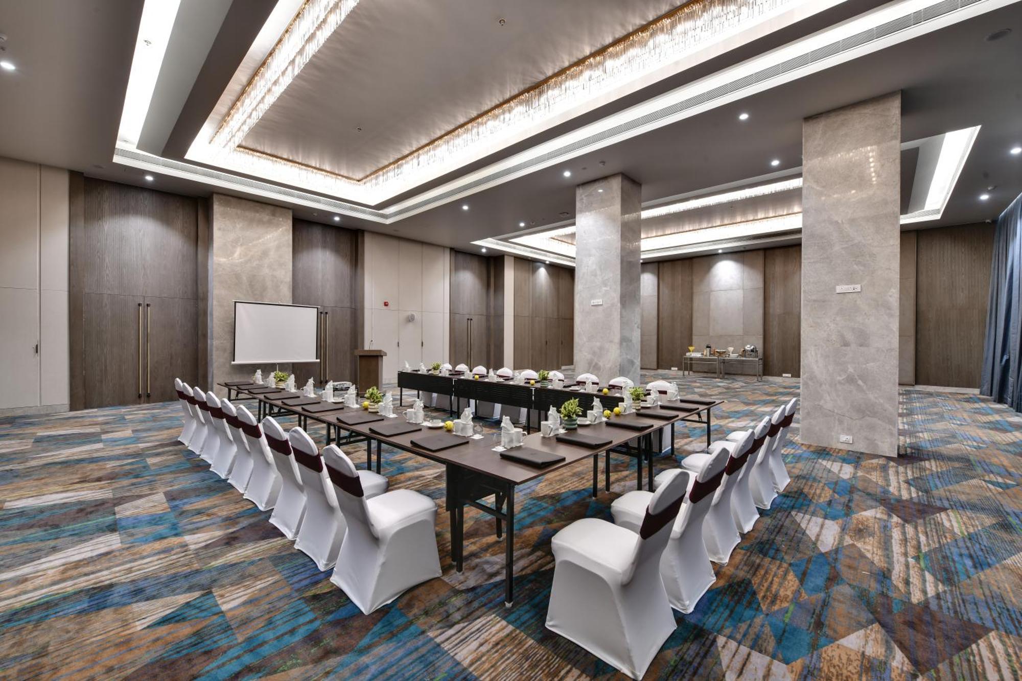 فندق The Fern Residency, جاندي نجر المظهر الخارجي الصورة