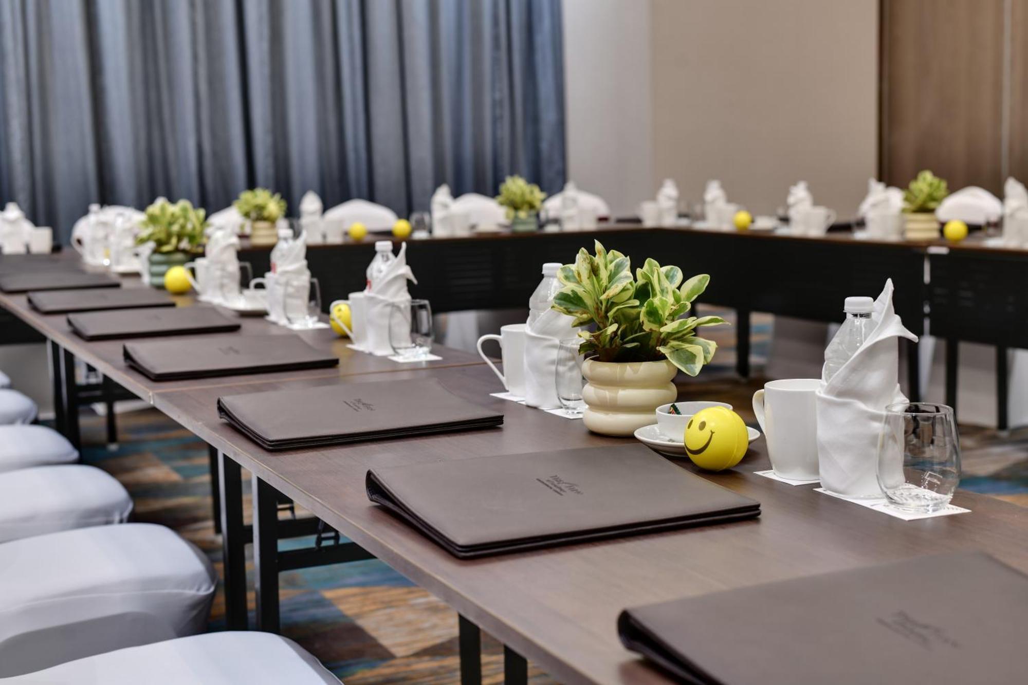 فندق The Fern Residency, جاندي نجر المظهر الخارجي الصورة