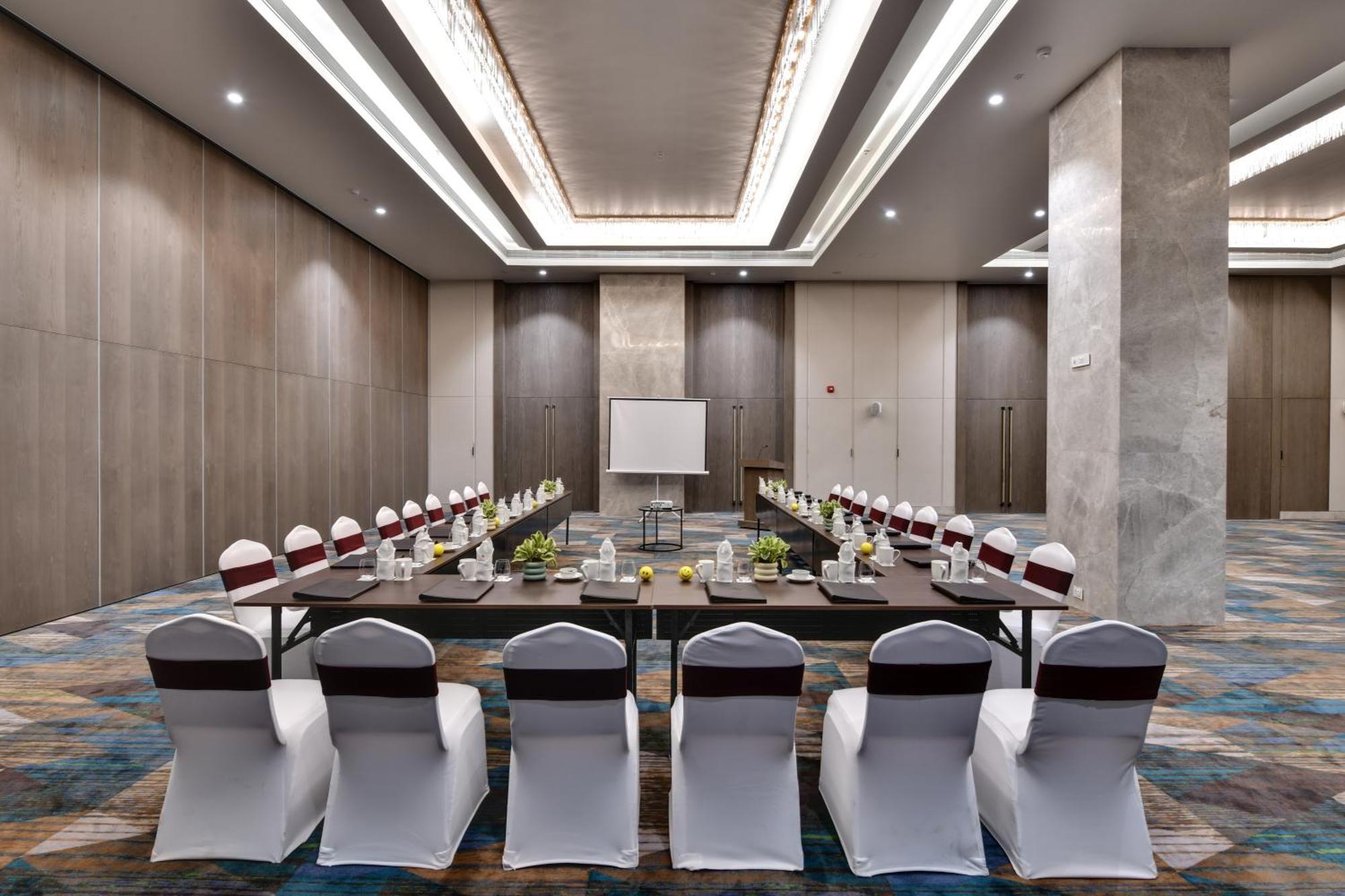 فندق The Fern Residency, جاندي نجر المظهر الخارجي الصورة